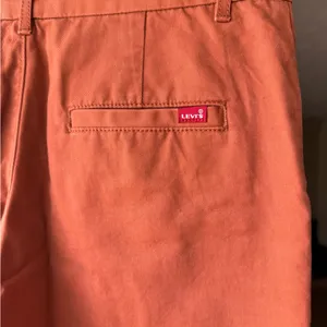 Levi's Women's Wide-Leg Trousers in Rust Orange thumbnail 4
