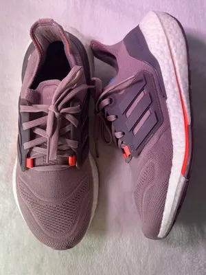 adidas Women’s Athletic Shoe - Mauve with Coral Accents thumbnail 6
