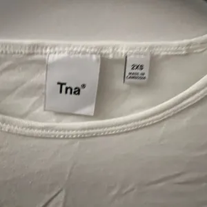 Aritzia TNA cinch top | 2XS | new without tags thumbnail 2