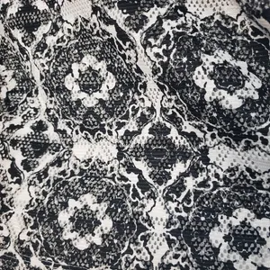 One Clothing Geometric Medallion Print Sleeveless Tank Top Blouse Black White Lg thumbnail 3
