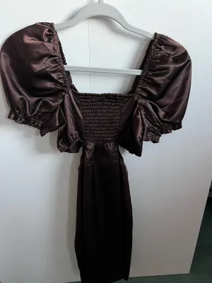 H&M Elegant brown satin dress with puff sleeves. Features a stylish tie front. thumbnail 3