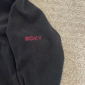 Roxy Black Zip Up Fleece Jacket thumbnail 5