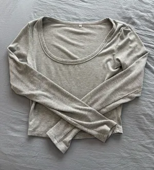 Amazon Long Sleeve Top thumbnail 1