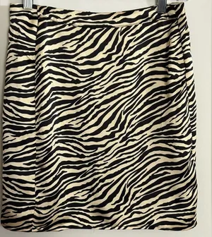 NWT sincerely Jules zebra print‎ skirt M thumbnail 1