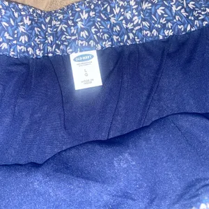 Old Navy Blue/White Design Skirt thumbnail 4
