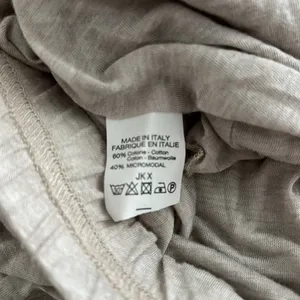 Brandy Melville skirt thumbnail 4