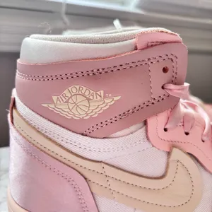 Nike AIR JORDAN 1 HIGH METHOD OF MAKE Pink Oxford Size 8.5 Women’s thumbnail 4