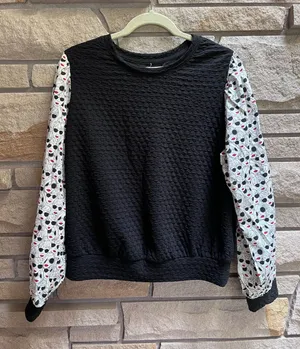 Anthropologie Porridge Textured Sweatshirt size Large black white pop art print thumbnail 1