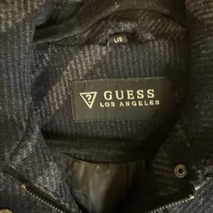 Grey and navy plaid wool Guess coat #wintercoat thumbnail 4