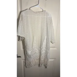 Altar'd State Cream Lace Fringe Trim‎ Kimono XS/S Boho Beach Bridal Festival thumbnail 6