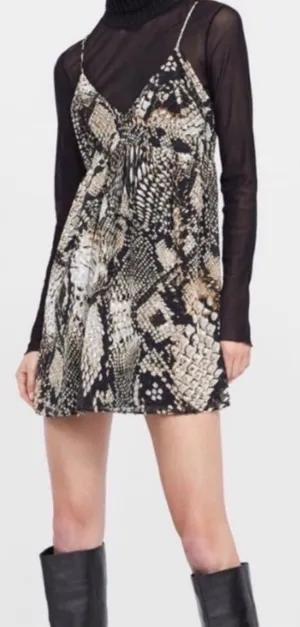 🖤 ZARA Woman Snakeskin Print Mini Dress Tie Back Adjustable Straps Sz XS🖤 thumbnail 1
