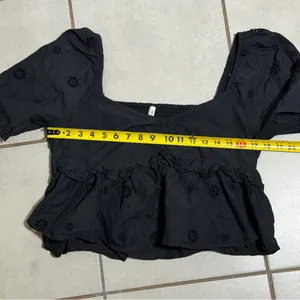 American Eagle Women's Black Peplum‎ Eyelet Off Shoulder Crop Top size L thumbnail 8