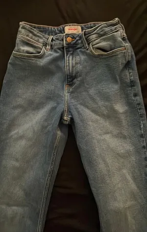 Wrangler Jeans Bold Boot High-Rise thumbnail 1