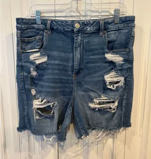 American Eagle‎ Distressed Curvy High Rise Shortie Size 18 thumbnail 1