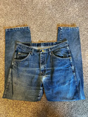 Wrangler Men's Dark Blue Straight-Leg Jeans thumbnail 2