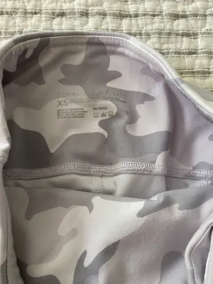Yogalicious Camo Leggings thumbnail 2