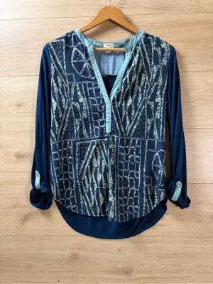 Anthropologie Tiny Women’s Orion Henley Top Small thumbnail 4