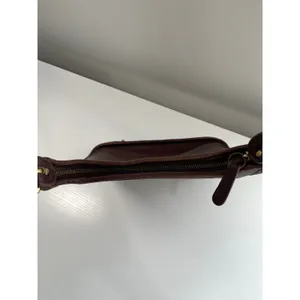 Vintage Unbranded Mahogany Leather Ergo‎ Crossbody Bag Minimalist 90s Style thumbnail 11