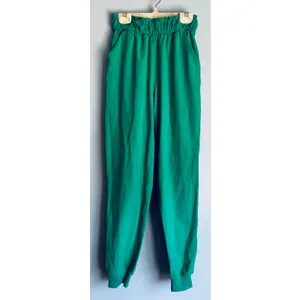 Lululemon Green High-Rise Jogger Pants Athletic Travel Lounge Size 0 thumbnail 2