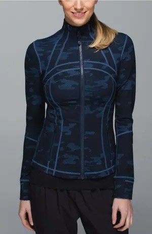 Lululemon Define Jacket Blue Camo Sz 8 Thumbholes Zip Pockets EUC thumbnail 1
