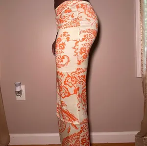 Pretty Little Thing Orange Paisley Print Maxi Skirt thumbnail 3