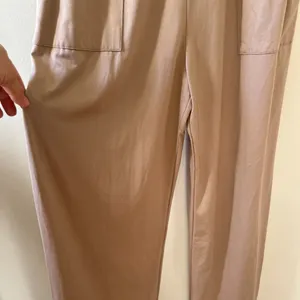 Socialite Sz XS Tan Jumpsuit Adjustable Straps Wide Leg Rompers with Pockets thumbnail 5