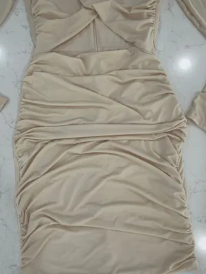 Missguided Nude Long Sleeve Ruched Cutout Midi Dress thumbnail 3