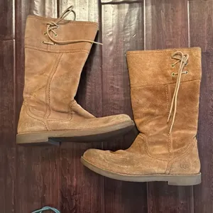 UGG Australia 3301 Rayanne Lined Casual Side Zip Brown Boots‎ Women’s Size 5 thumbnail 1