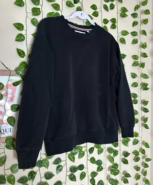 Aritzia Women’s TNA sweatshirt small thumbnail 1