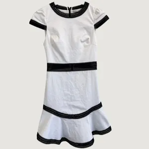 Alice + Olivia Rapunzel Fit & Flare Mini Dress Size 0 Black & White Lace thumbnail 3
