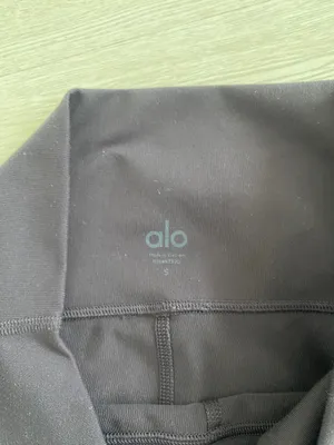Alo Yoga Biker Shorts thumbnail 2