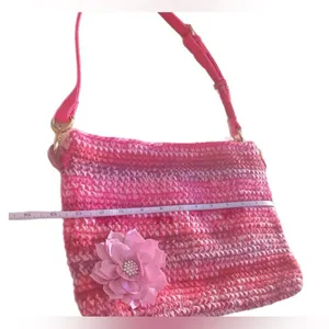 Handmade Adorable Crochet Pink Purse. Shoulder bag with Adjustable shoulder straps thumbnail 7