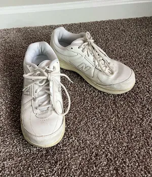 Vintage Style Men’s New Balance Sneaker thumbnail 1