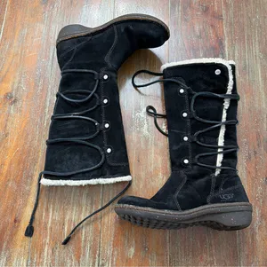 ⁠UGG Australia Y2K Surfcat 5158 Black Suede Side Lace Tall Shearling Boots Sz 5⁠ thumbnail 1