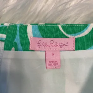Lilly Pulitzer Skorts size 6 excellent condition thumbnail 2