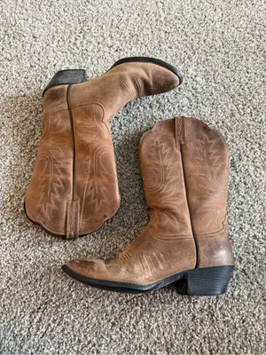 Ariat Women’s Heritage R Toe Western Boot thumbnail 4
