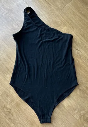 Mangopop One Shoulder Black Stretch Bodysuit, Size Medium thumbnail 1