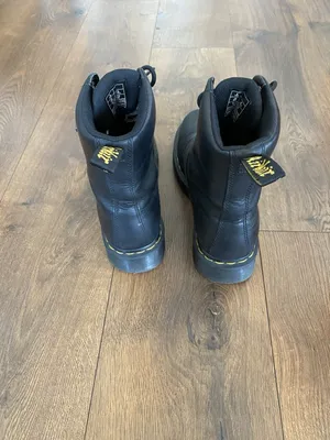 Dr. Martens Women’s Black Combat Ankle Boots Lace-Up Air Cushion US 8 thumbnail 4