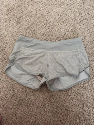 Lululemon Shorts thumbnail 2