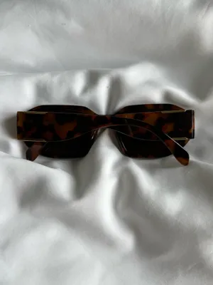 Target Sunglasses thumbnail 2