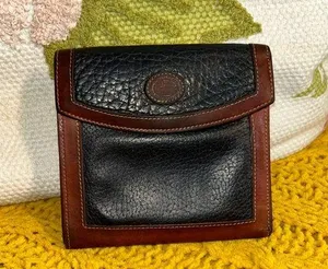 Dooney & Bourke Vintage Leather Wallet w Kisslock Change Section thumbnail 1