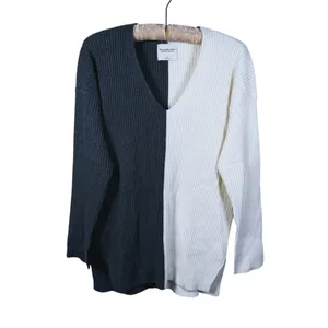 Abercrombie & Fitch V-Neck Colorblock Ribbed Sweater Size S Gray White Minimal thumbnail 2