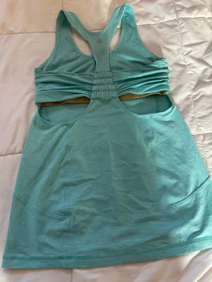 Lululemon Racerback Tank Top Aqua Blue Striped Built-In Bra Size Unknown thumbnail 3