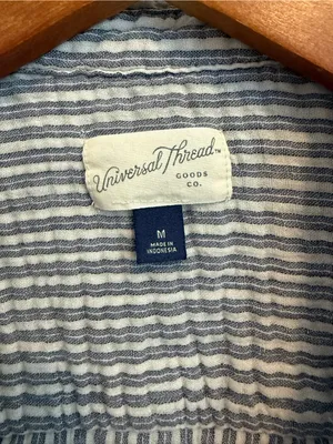 Universal Threads 100% Cotton Striped Collar Button Down Long Sleeve - Medium thumbnail 4