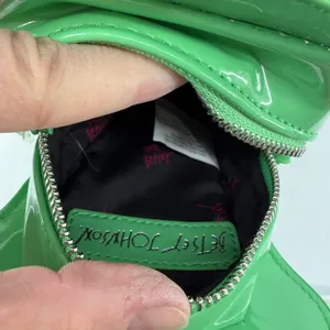 Betsey Johnson Gummy Bear Green Novelty Crossbody Bag Purse‎ thumbnail 4