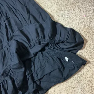Old Navy Black Ruffle Neck Sleeveless Shift Dress Womens M Black Flounce thumbnail 5