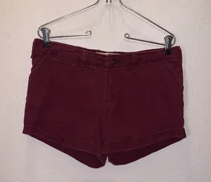 Hollister chino midi short longest length 4” inseam burgundy Summer shorts thumbnail 1