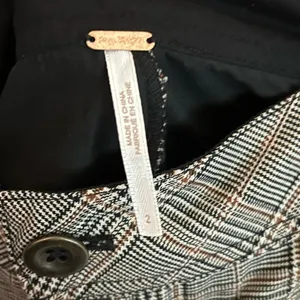 Free People Extreme Tailored Wide-Leg Pants Plaid Gray Women’s Size 2 thumbnail 6