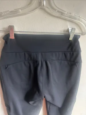 Athleta Headlands Hybrid Cargo Black Pants Size 4 thumbnail 7
