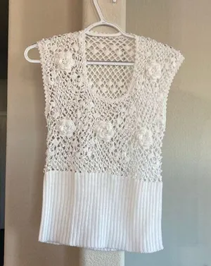 Vintage Le Roy knit sleeveless top vest cottage core bohemian coquette sz S thumbnail 1